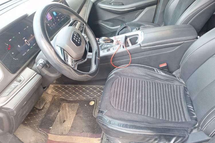 Used Landian E5 2023 1.5L DE-i 100KM Comfort Edition 7-Seater