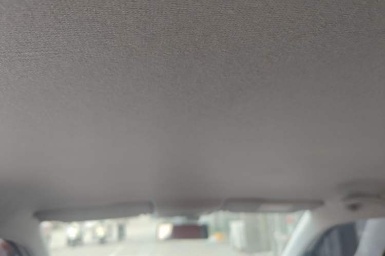 Used Volkswagen up! 2015 1.0L move up!
