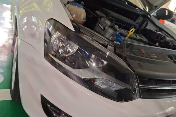 Used Volkswagen Polo 2013 1.6L Automatic Comfort Edition