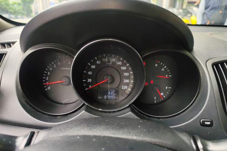 Used Kia Forte 2014 1.6L MT GLS Instrument Cluster