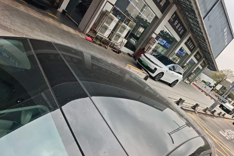 Used firefly firefly 2025 Illuminated Edition
