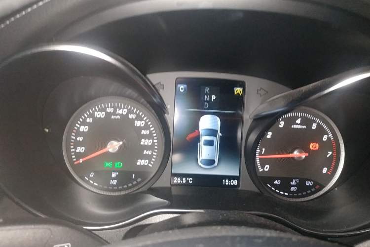 Used Mercedes-Benz GLC Coupe 2019 GLC 260 4MATIC Coupe SUV
