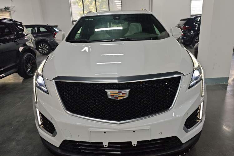 Used Cadillac XT5 2020 28T 4x4 Leading Sport Model