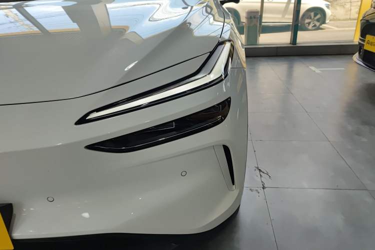 Used ONVO L60 2024 60 kWh Rear-Drive Version Left Front Headlight