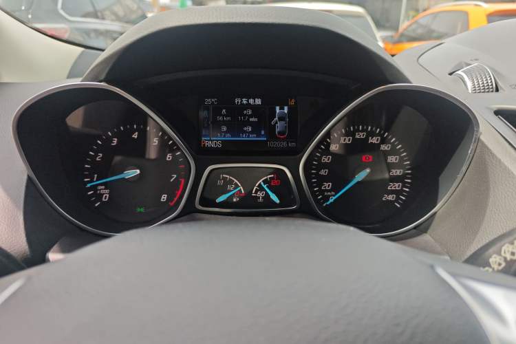 Used Ford Kuga 2015 2.0L GTDi Four-Wheel-Drive Sport Model Instrument Cluster