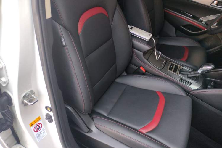 Used Changan CS55 2018 1.5T Automatic Colorful Edition China V Standard
