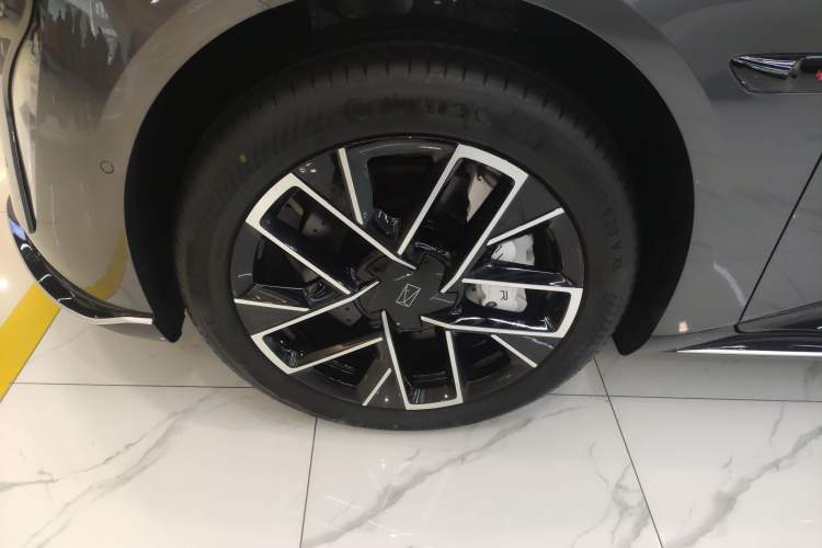 Used Avatr 06 2025 Ultra Pure Electric Edition