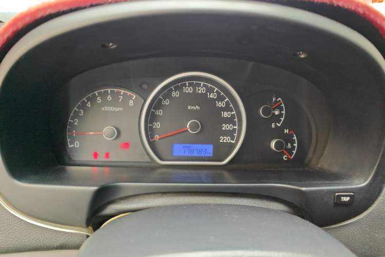 Used Hyundai Celesta 2011 1.6L Manual Comfort Edition