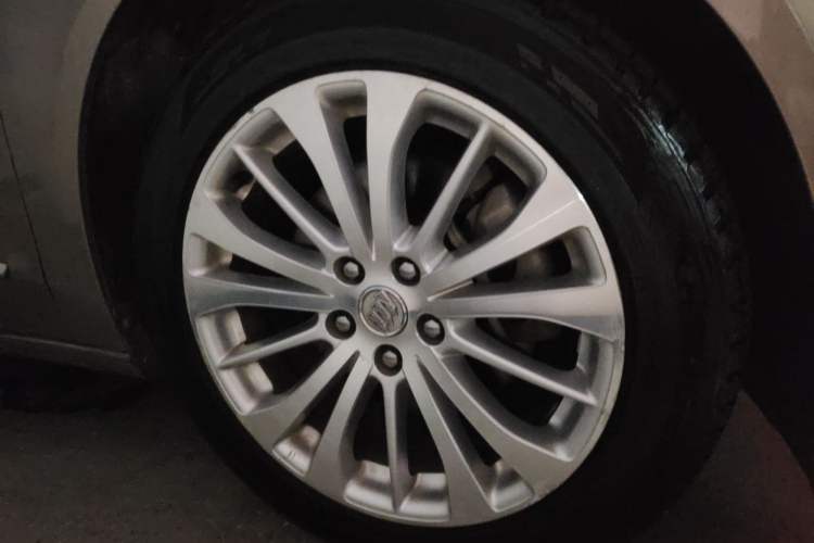 Used Buick LaCrosse 2016 28T Premium Edition
