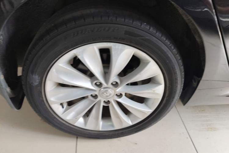 Used CHANGAN Raeton 2014 1.8T Automatic Prestige Anniversary Edition China V Standard Exterior 5