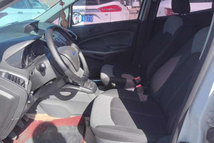 Used Ford EcoSport 2013 1.5L Manual Comfort Model Left Front Seat