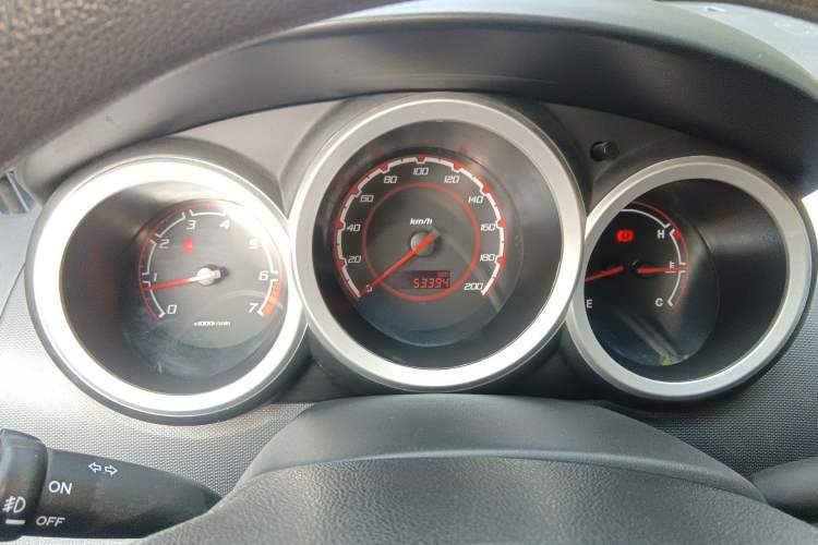 Used CHANGAN CX20 2014 1.4L Manual Sunroof Navigation Version – China IV Standard
