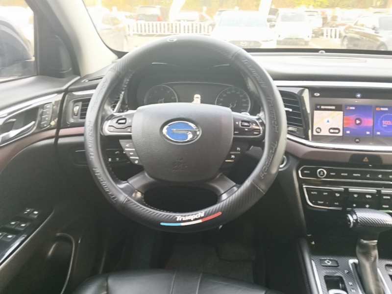 Used GAC Trumpchi GS8 2017 320T Two-Wheel Drive Luxury Smart Connectivity Version (7 Seats) — 11