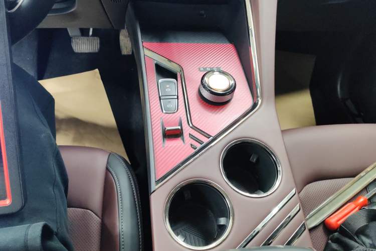 Used SOL X8 PLUS 2023 1.5 TGDI DCT Smart Edition 7-Seater