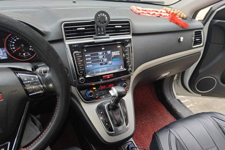 Used Haval H6 2015 Sport Edition 1.5T Automatic Two-Wheel Drive Luxury Model