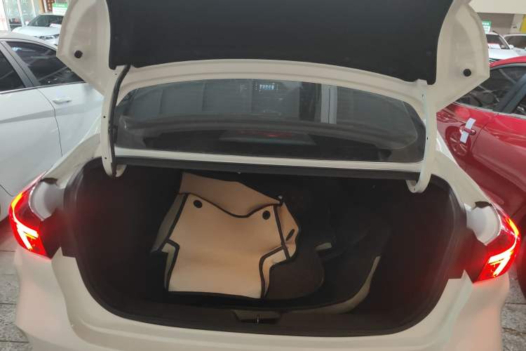 Used Changan Eado 2022 PLUS 1.6L GDI CVT Elite Model