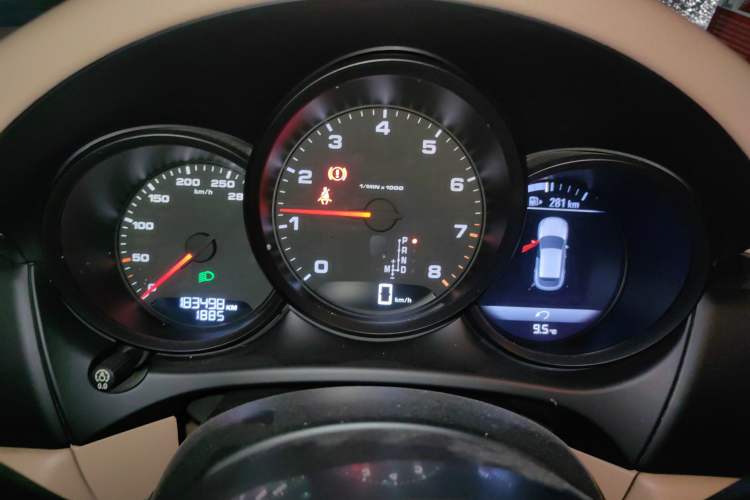 Used Porsche Macan 2016 Macan 2.0T Instrument Cluster