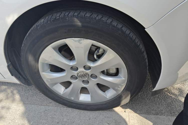 Used Buick Regal 2015 1.6T Leading Technology Model
