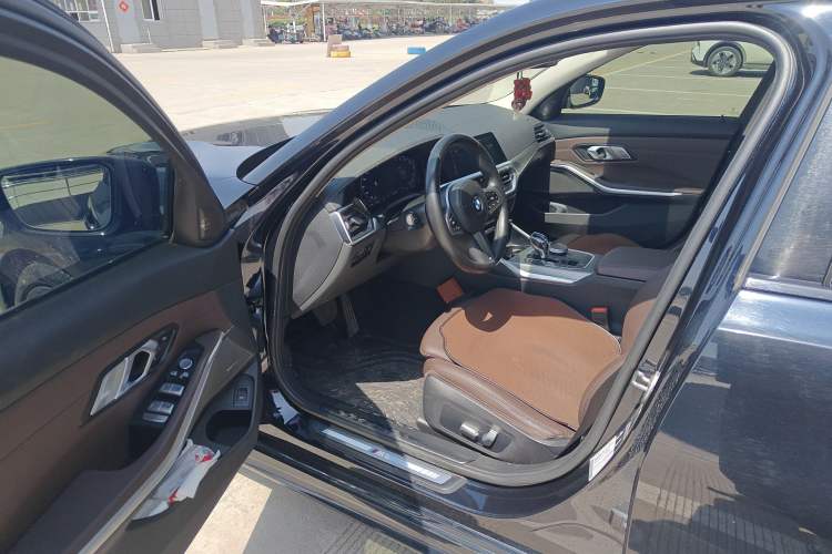 Used BMW 3 Series 2022 Restyled 325Li M Sport Night Edition Package
