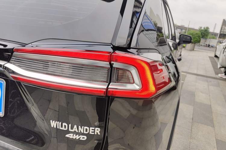 Used Toyota Wildlander 2021 2.0L CVT 4x4 Luxury Edition Right Rear Taillight