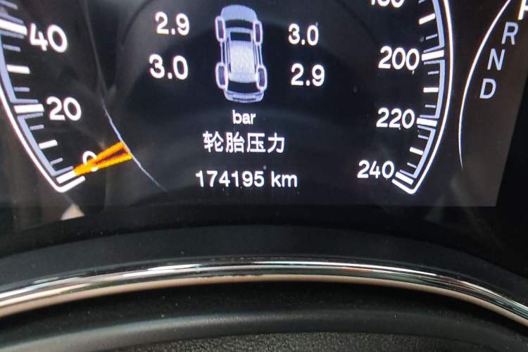 Used Jeep Grand Cherokee 2017 3.6L Elite Navigation Edition
