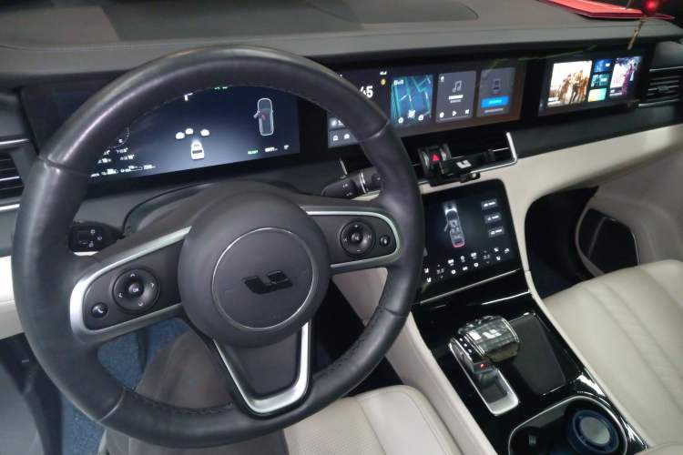 Used Li Auto ONE 2020 Extended-Range 6-Seater Version Center Console