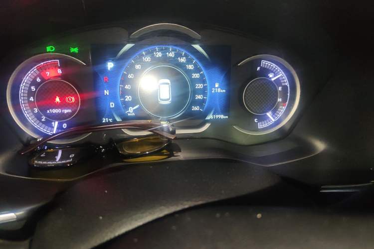 Used Hyundai Santa Fe 2020 380 TGDi Automatic Two-Wheel Drive GLS Luxury Edition Odometer Close Up