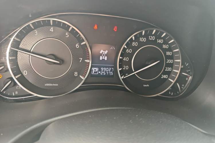 Used Nissan Patrol 2018 4.0L LinkedIn Edition Instrument Cluster