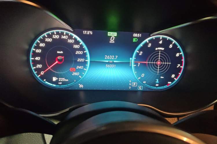 Used Mercedes-Benz C-Class 2019 C 260 L Sport Edition Odometer Close Up