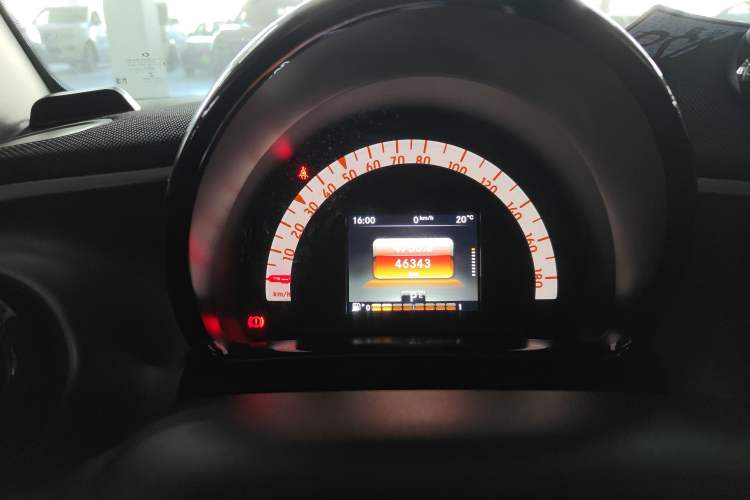 Used smart fortwo 2018 1.0L 52kW Hardtop Passion Edition China V Standard
