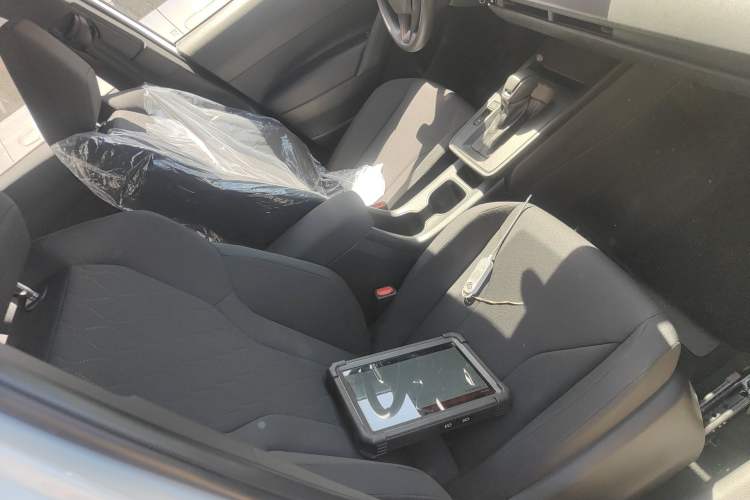 Used Toyota Corolla Cross 2026 Model 2.0L Pioneer Edition
