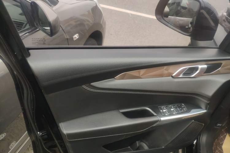 Used Lynk & Co 01 2017 2.0T Two-Wheel Drive Pro Edition