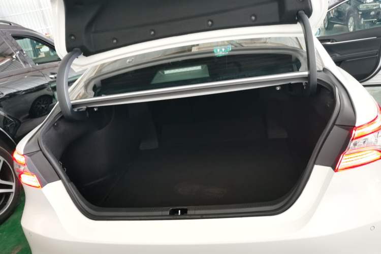 Used Toyota Camry 2021 Dual-Motor 2.5HG Luxury Edition
