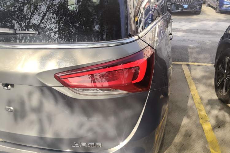 Used Buick GL6 2019 18T 6-Seater Connected Luxury Version China VI Standard