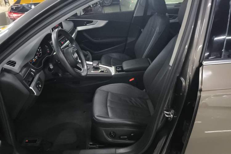 Used Audi A4L 2018 30th Anniversary Edition 40 TFSI Fashion Model