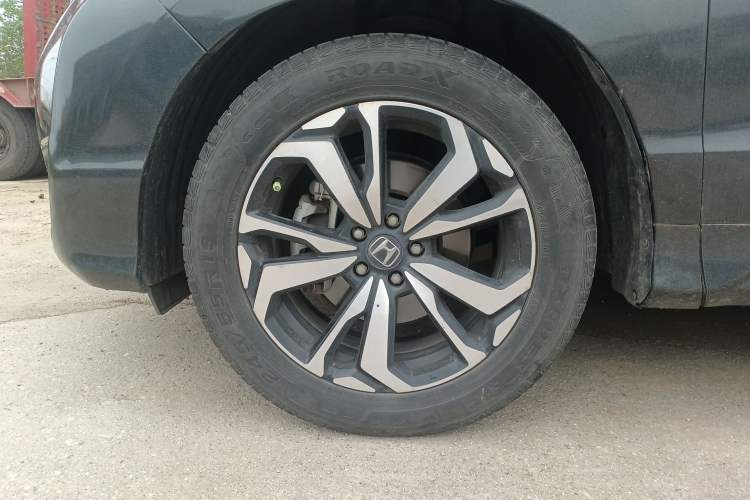 Used Honda UR-V 2017 240TURBO Two-Wheel Drive Classic Edition China VI Left Front Wheel Hub