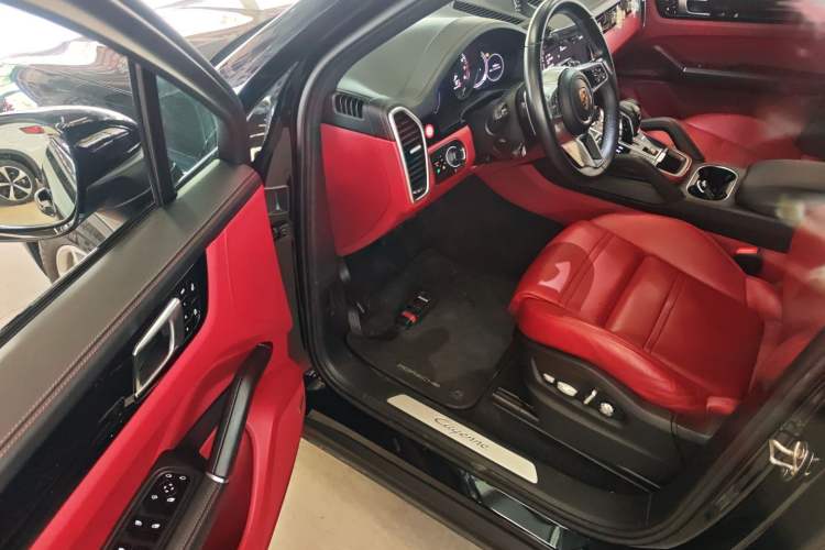 Used Porsche Cayenne E-Hybrid 2021 Cayenne E-Hybrid 2.0T