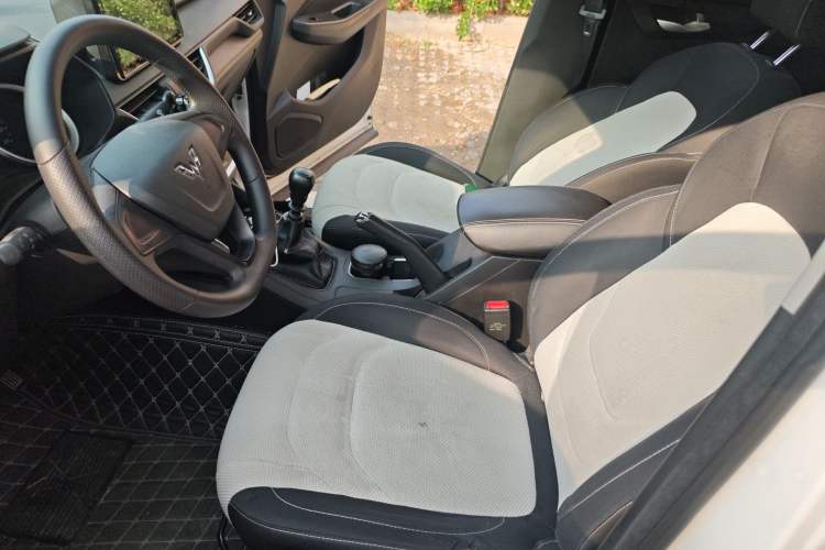 Used Wuling Hongguang S3 2018 1.5L Manual Standard Version China V Standard
