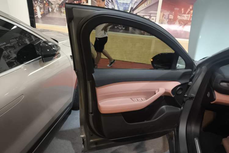 Used Nio EC6 2024 75 kWh