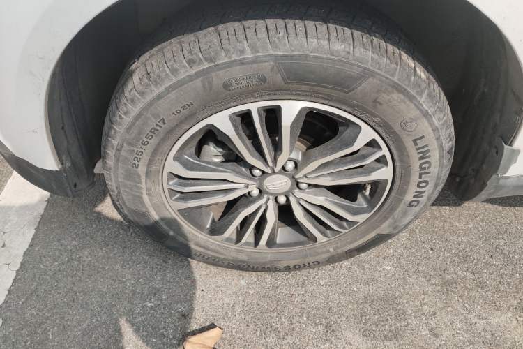 Used Geely Auto Vision X6 2018 1.8L Manual 4G Connect Luxury Edition