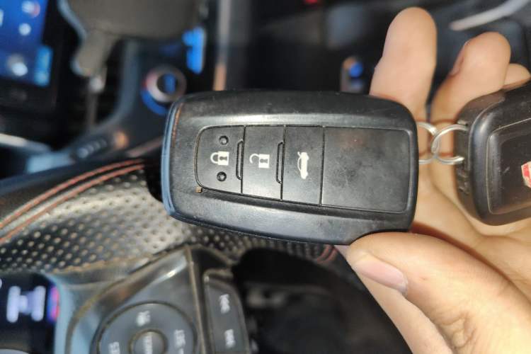 Used Toyota Corolla 2021 Dual-Motor 1.8L E-CVT Elite Edition
