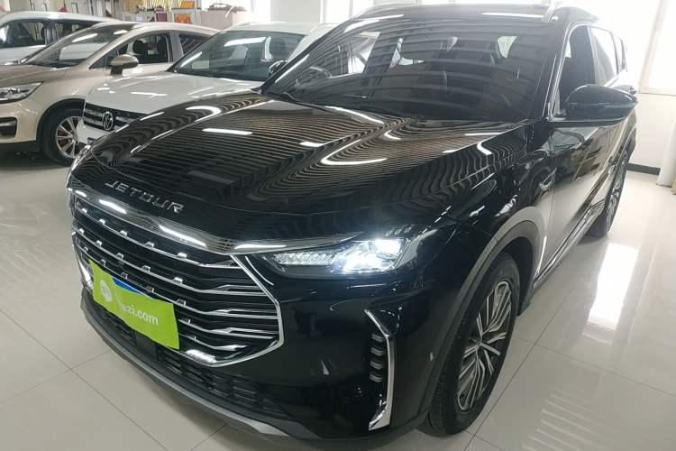 Used JETOUR X70 PLUS 2023 1.5T DCT Ziqiang PRO 5-Seater