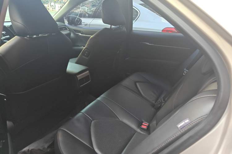 Used Toyota Camry 2018 Dual-Engine 2.5 HG Luxury Edition