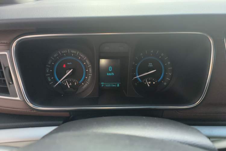 Used Buick GL8 2014 3.0L GT Luxury Business Haoya Edition Instrument Cluster