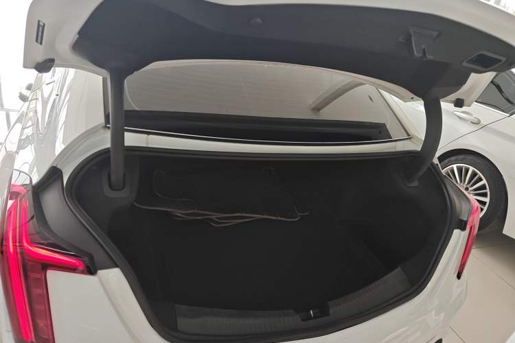 Used Cadillac CT5 2021 28T Tech Edition Trunk