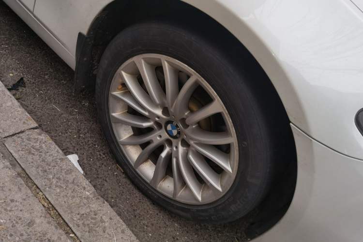 Used BMW 5 Series 2014 525Li Luxury Design Package