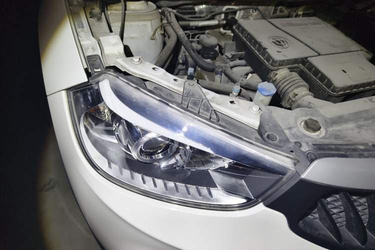 Used Brilliance V3 2016 1.5L Manual Comfort Model
