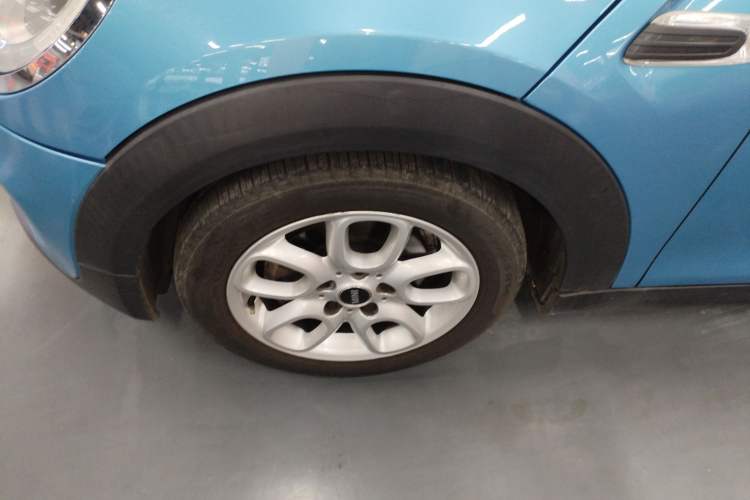 Used MINI 2015 1.5T COOPER Excitement Five-Door Edition Exterior 4