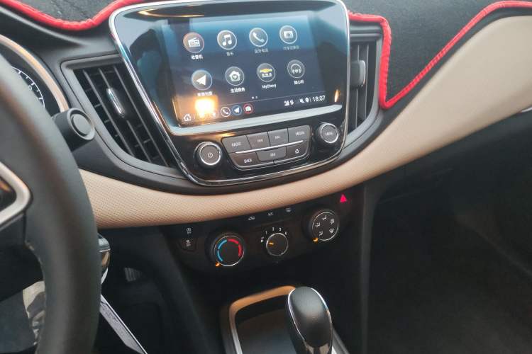 Used Chevrolet Monza 2022 320 Automatic Enjoyment Edition Audio And AC Panel