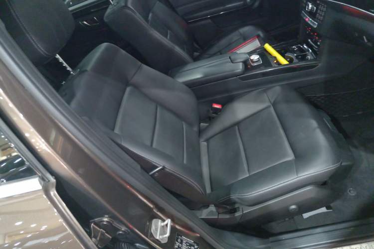 Used Mercedes-Benz E-Class 2014 Restyled E 260 L Sport Edition Right Front Seat